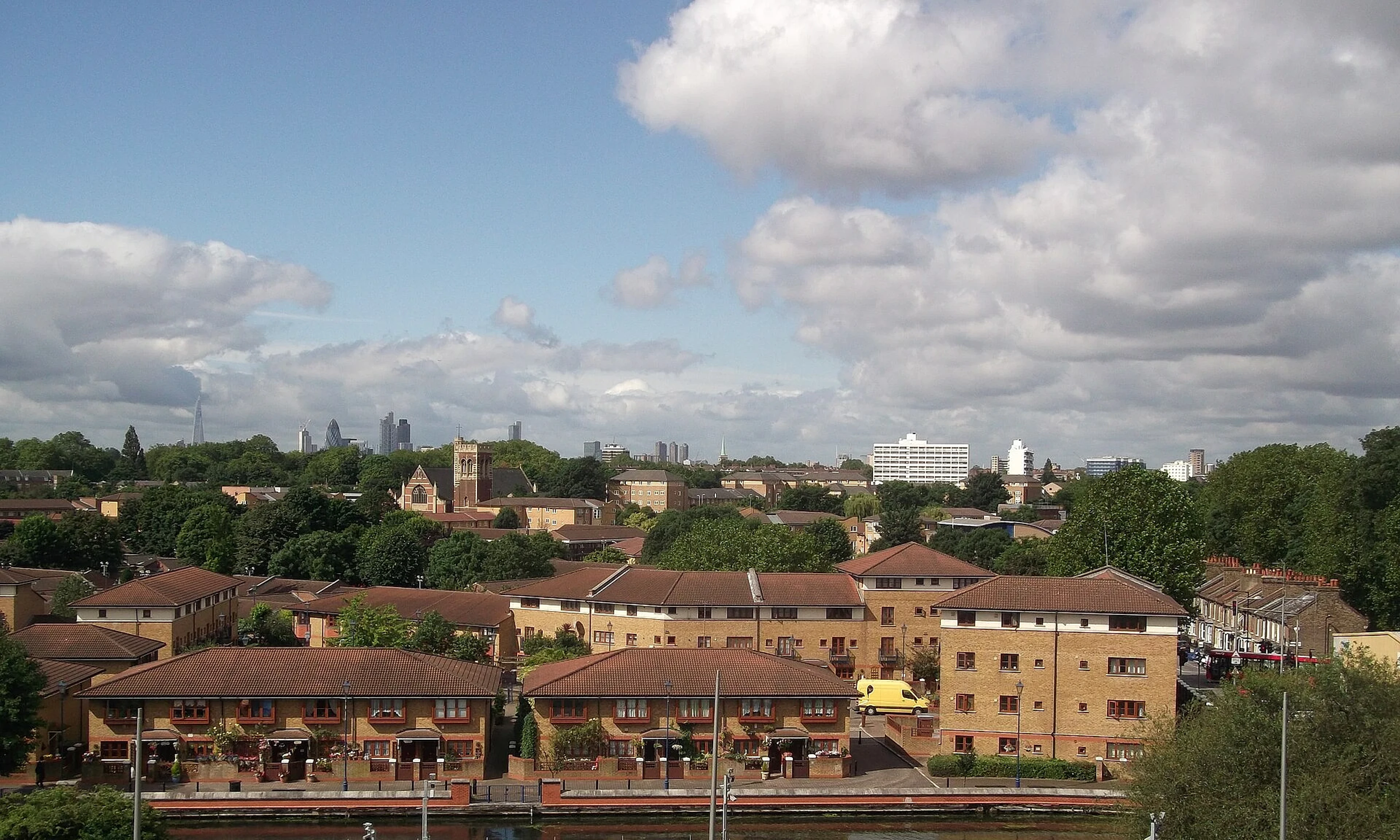 Canalside housing and industrial heritage in Hackney Wick